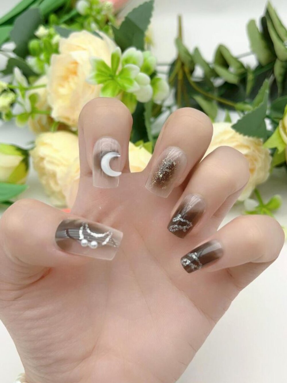 24pcs Short Square Black Ombre Smudged Glitter Moon Press-on Nails
